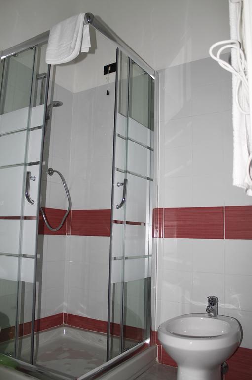 Hotel Luisa Milano Phòng bức ảnh