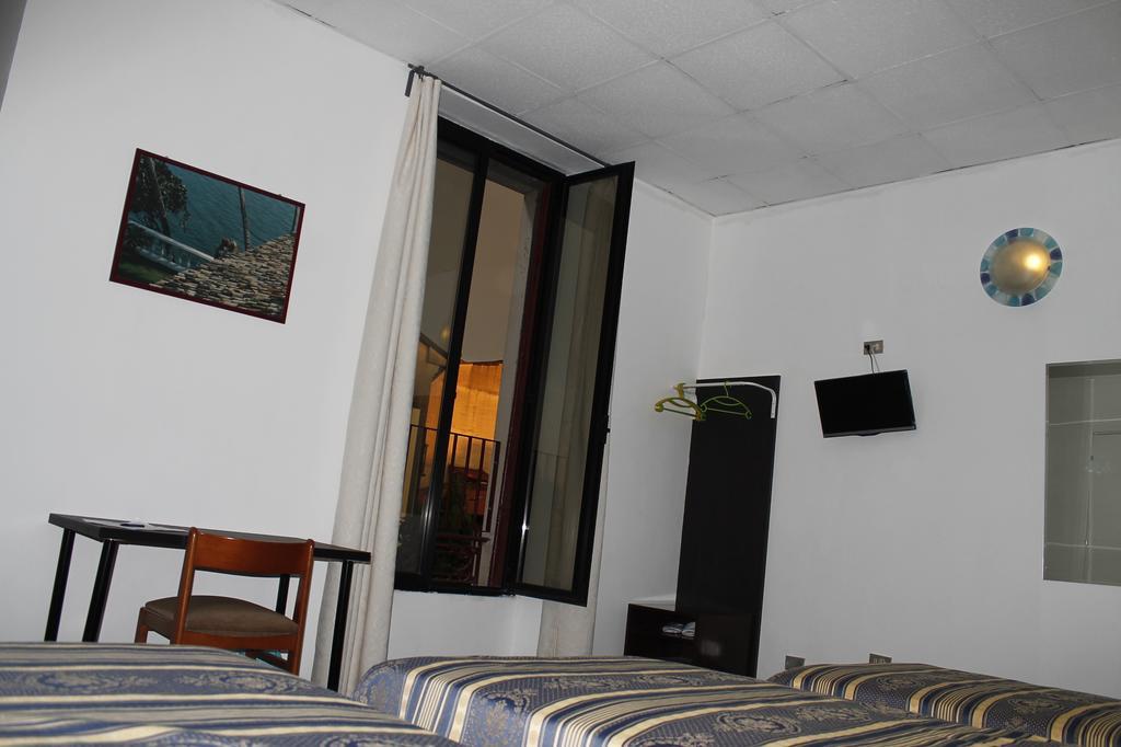 Hotel Luisa Milano Phòng bức ảnh
