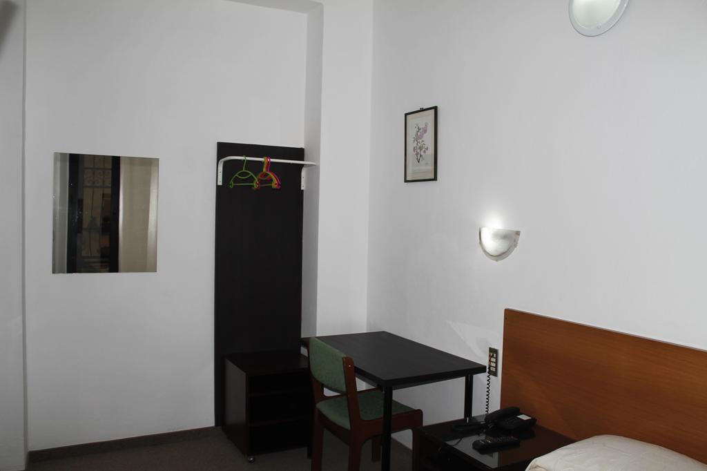 Hotel Luisa Milano Phòng bức ảnh